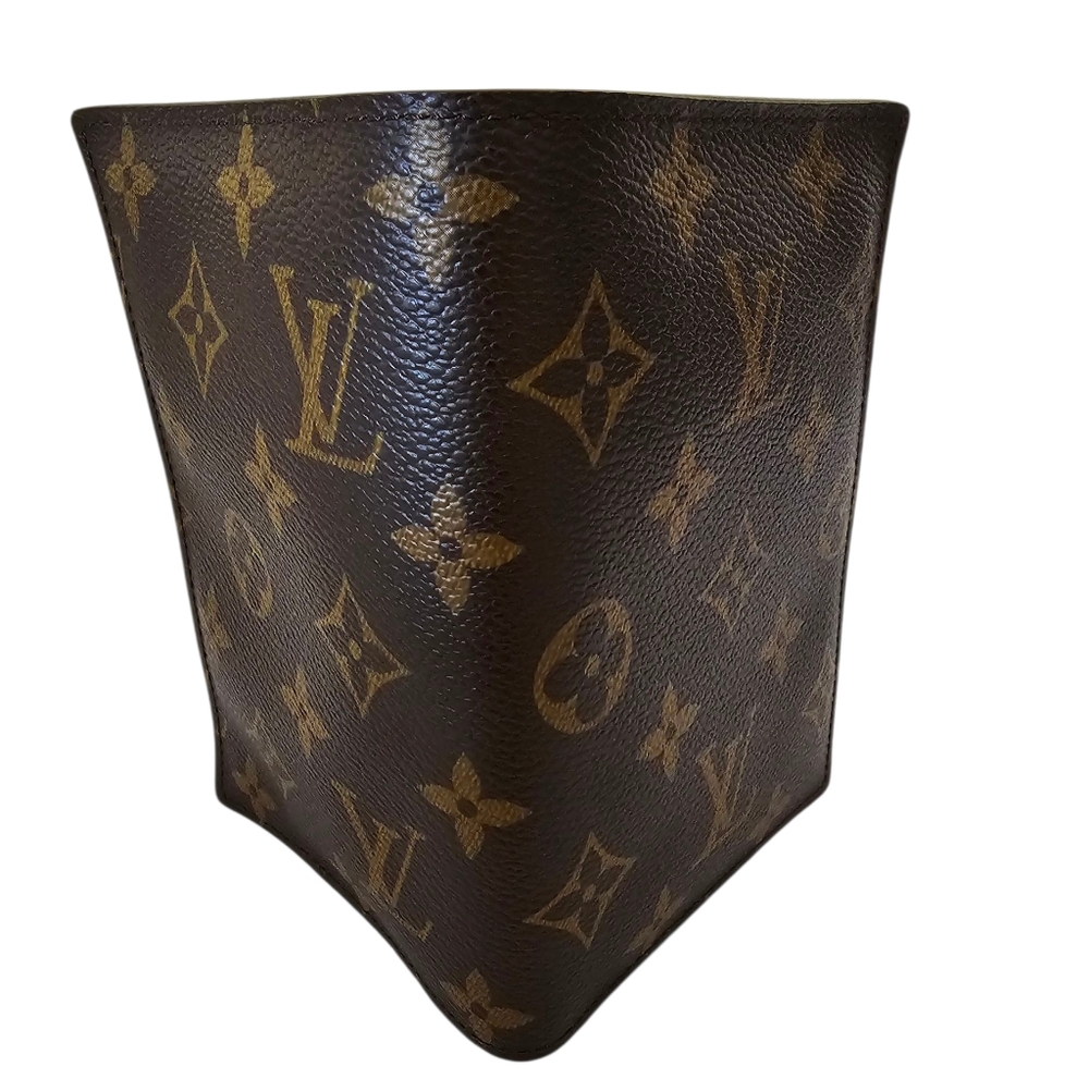 Louis Vuitton Brown Textured Leather Passport/Card Holder - Picture 7 of 10